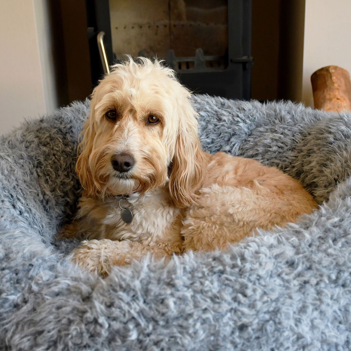 Rosewood Silwer fluff, round bed