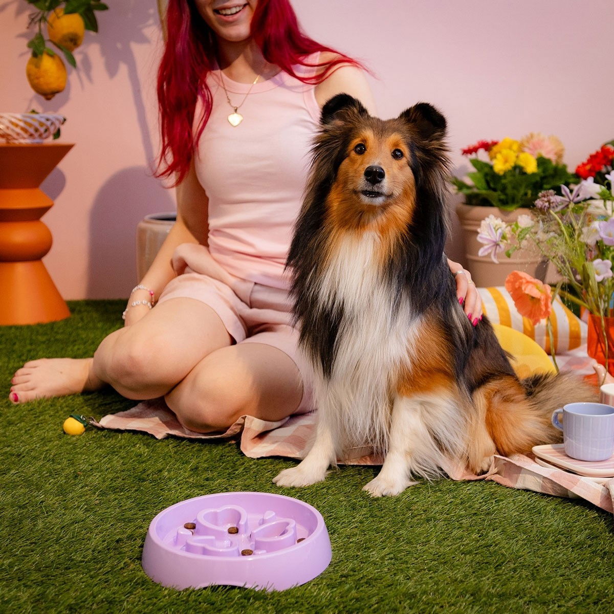 Little&Bigger Blossom slow feed bowl clover lilac