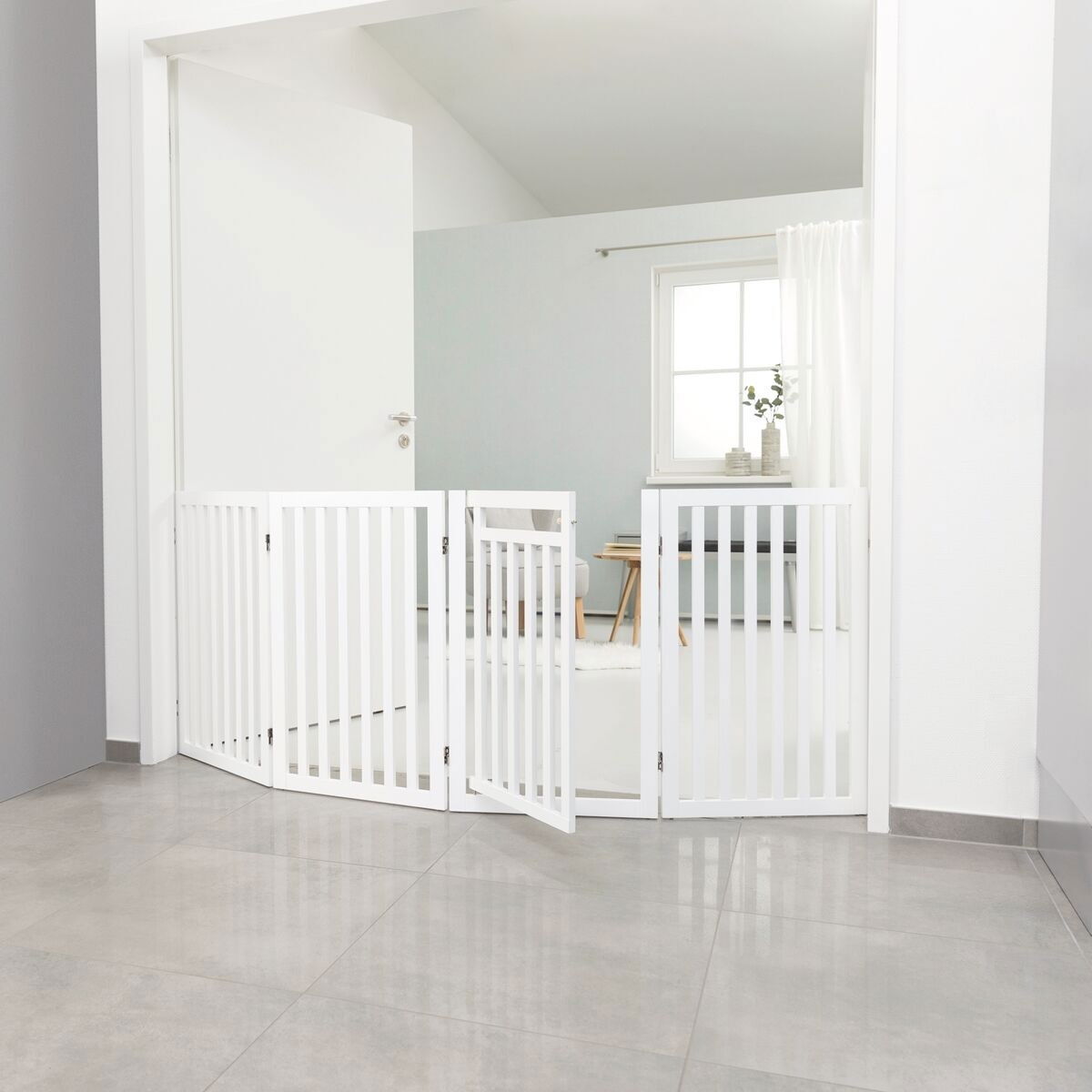 Trixie Barrier with door, 4-parts, 60–160 × 81 cm, white