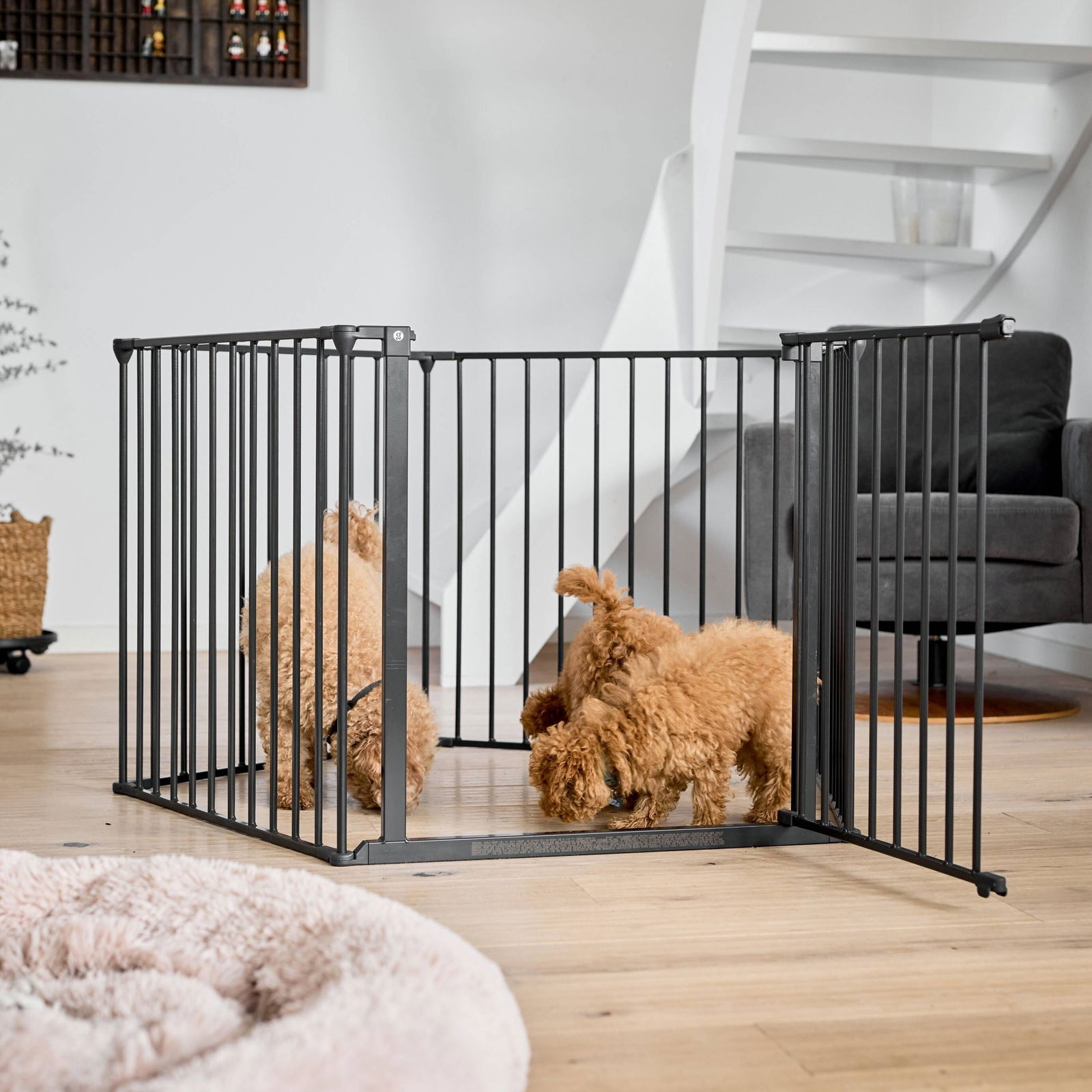 DogSpace Max wall mounted 2in1 room divider