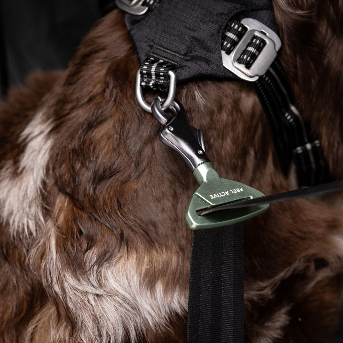 Feel Active Car seatbelt safety hook
