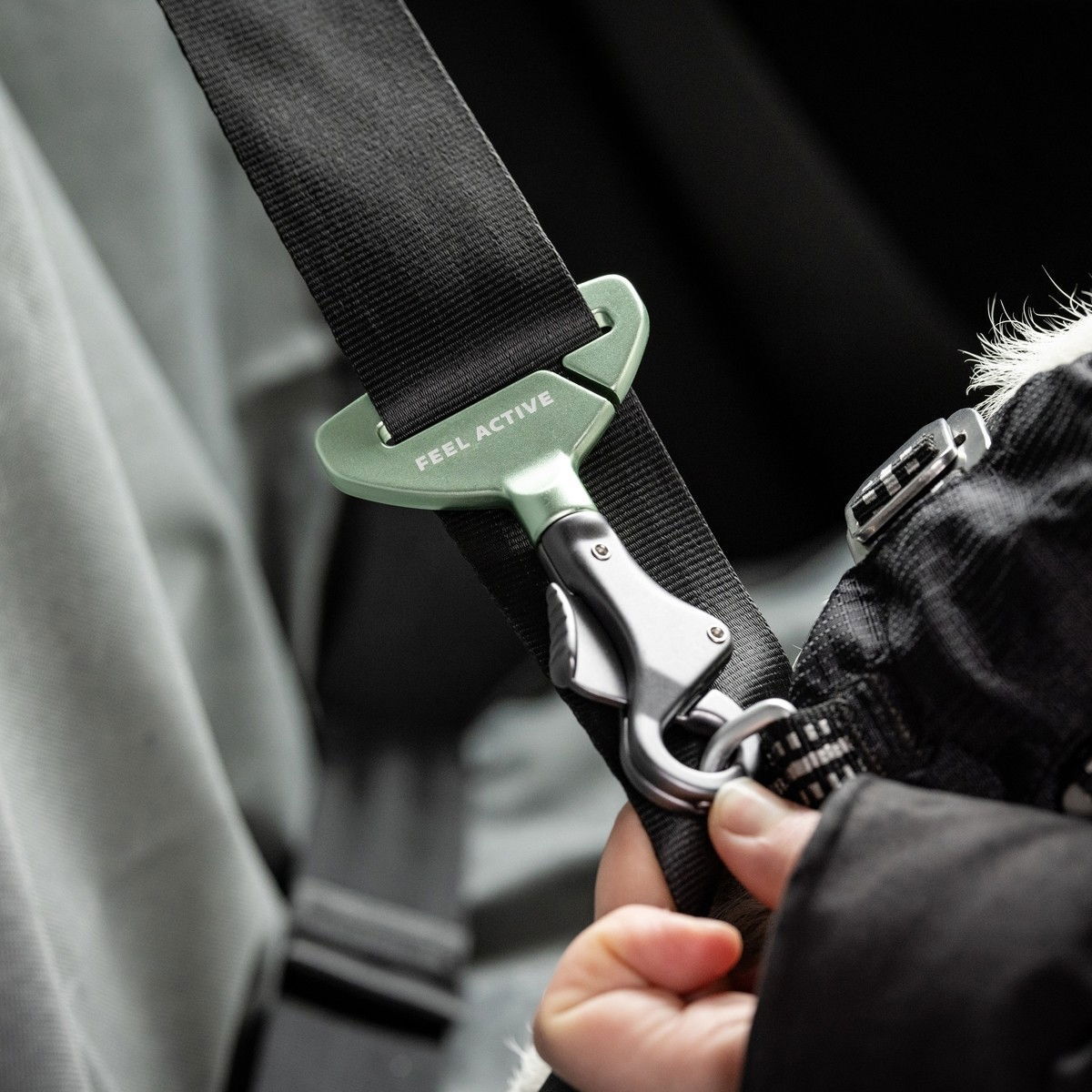 Feel Active Car seatbelt safety hook