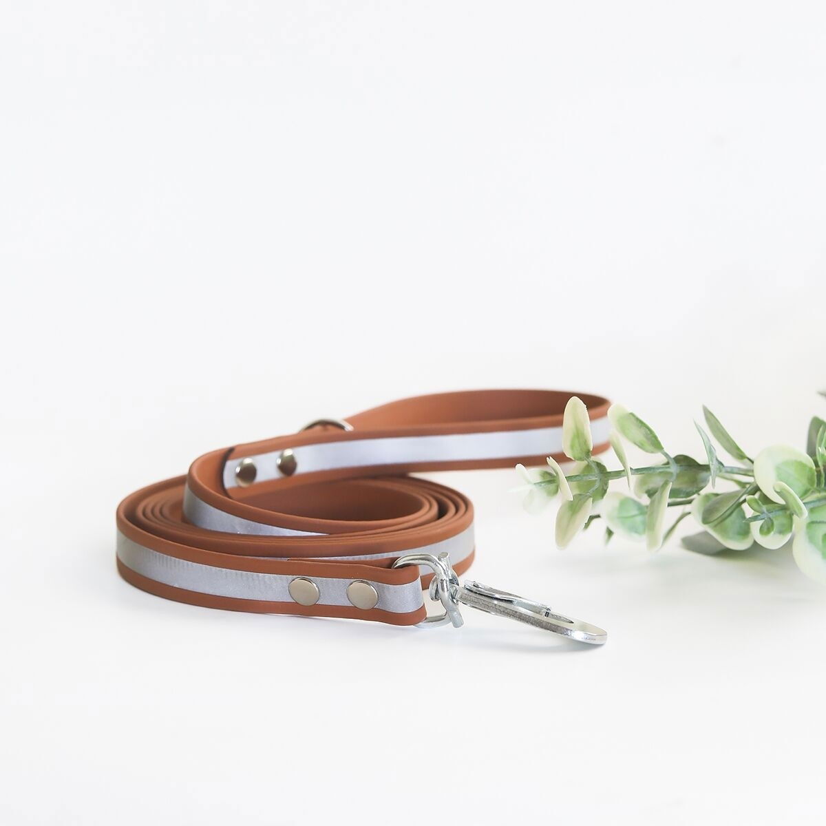 Tyylivoitto Shine Eazy leash, cognac