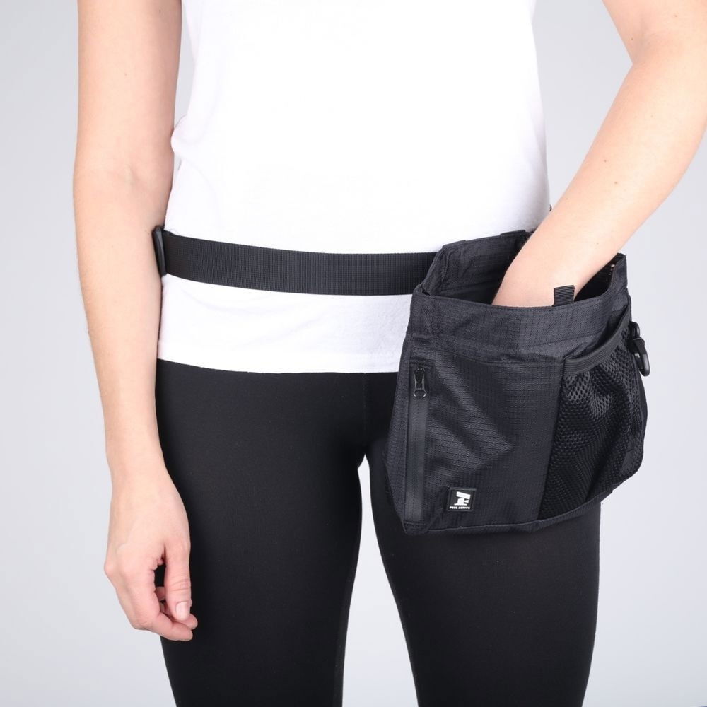 Feel Active Pro treat pouch Black